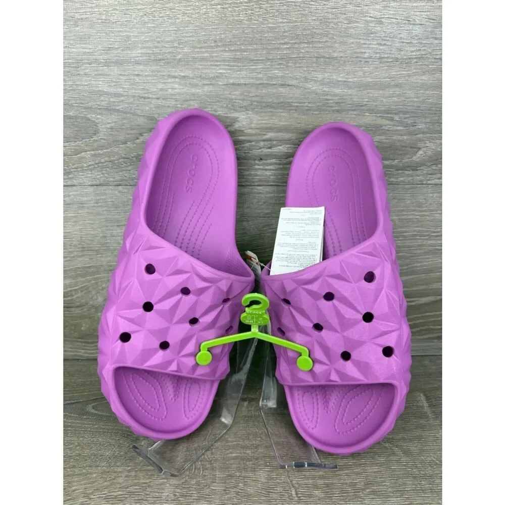 Crocs Classic Geometric Slide v2 Mens Sz 13 Slip On Lavender Purple Sandals NEW